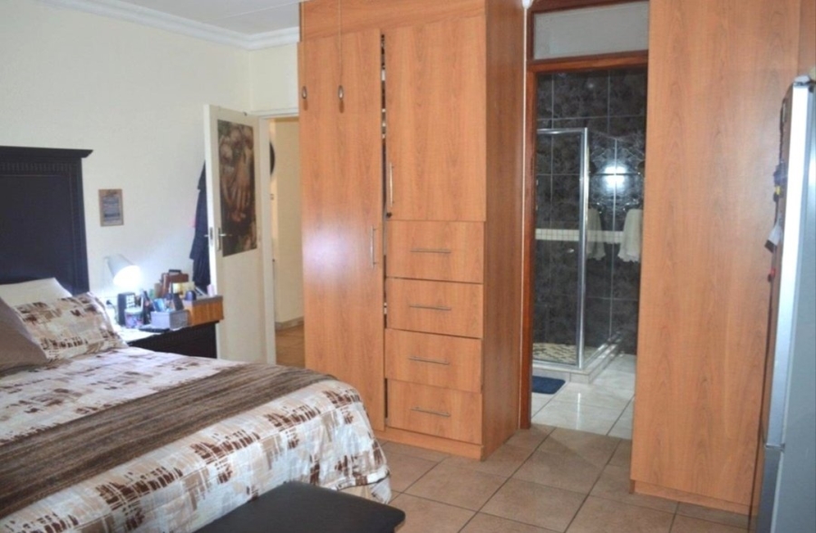 3 Bedroom Property for Sale in Wilkoppies North West